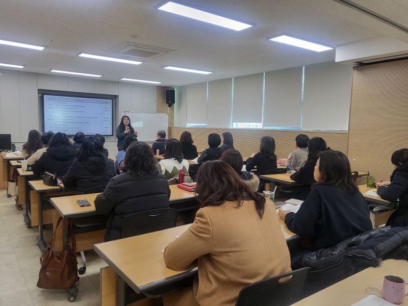 연수구가 지난 2일 경력 단절 주민과 학부모에게 실질적인 일자리를 제공하기 위한 2025년 수레바퀴 꿈 교실 강사학교를 개강했다